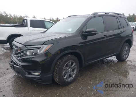 2025 Honda Passport Awd Trailsport from USA, damaged, VIN 5FNYF8H6XSB011438